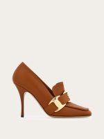 Ferragamo Maxi Vara plate pump